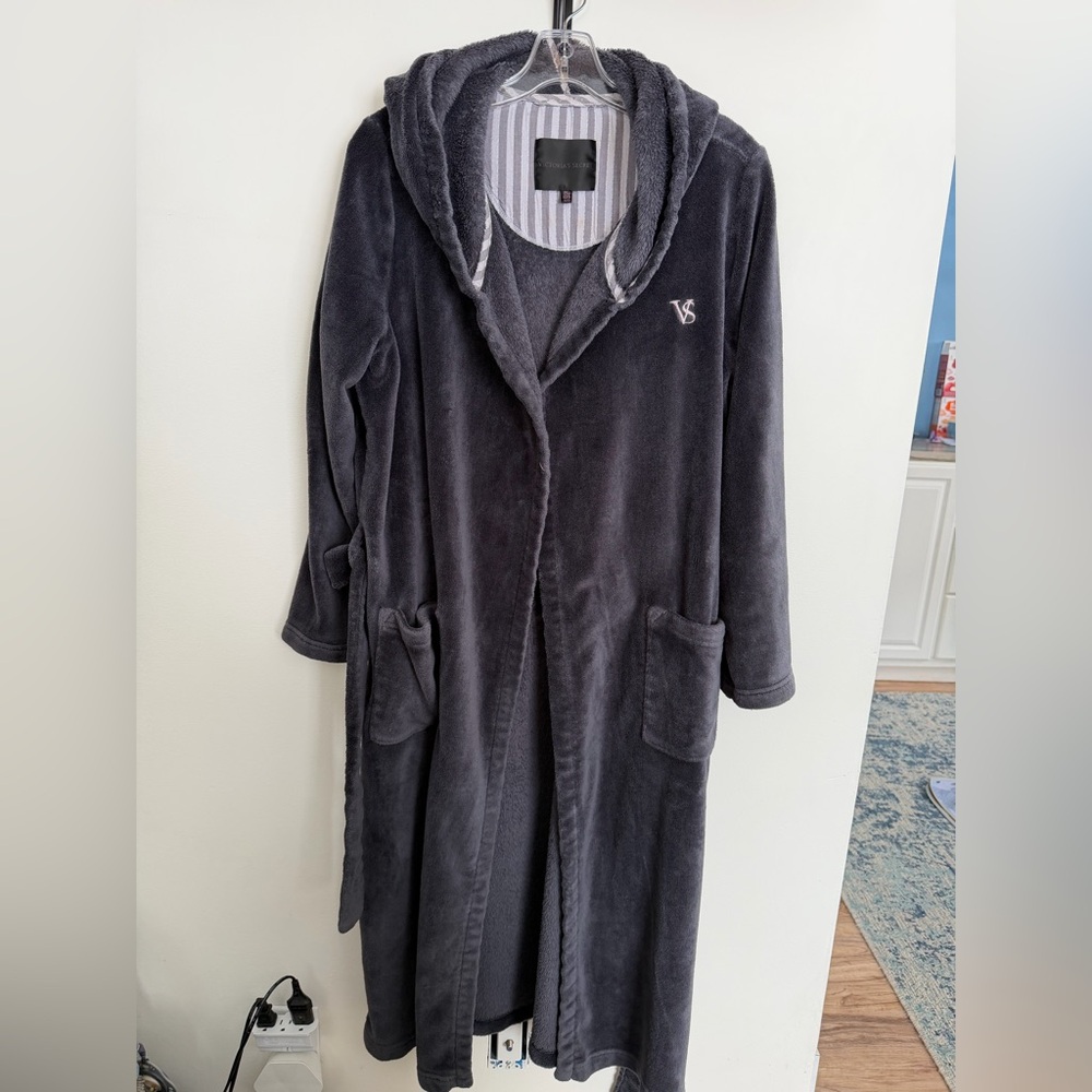 Victoria's Secret Charcoal Hooded Robe